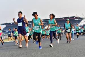 BIB: 52213, 52293, 80228, 2625
                            <button type="button" onclick="openModal(10547415)" class="btn btn-primary btn-sm float-right btn-popup" data-toggle="modal" data-target=".modal-high-quality">
                        <i class="fas fa-shopping-cart"></i> Add to Cart
                    </button>
                                            <button type="button" onclick="isThisMe(10547415, true)" class="btn btn-success btn-sm float-right btn-popup btn-isme hidden" data-toggle="tooltip" data-placement="bottom" title="นี่คือรูปของคุณใช่ไหม คลิกที่นี่เพื่อเอาเข้าอัลบั้ม">
                        <i class="fas fa-plus"></i> Add to album
                    </button>
                    <button type="button" onclick="isThisMe(10547415, false)" class="btn btn-warning btn-sm float-right btn-popup btn-isnotme hidden">
                        <i class="fas fa-ban"></i> Remove from album
                    </button>