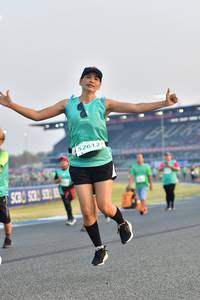 BIB: 52612
                            <button type="button" onclick="openModal(10563999)" class="btn btn-primary btn-sm float-right btn-popup" data-toggle="modal" data-target=".modal-high-quality">
                        <i class="fas fa-shopping-cart"></i> Add to Cart
                    </button>
                                            <button type="button" onclick="isThisMe(10563999, true)" class="btn btn-success btn-sm float-right btn-popup btn-isme hidden" data-toggle="tooltip" data-placement="bottom" title="นี่คือรูปของคุณใช่ไหม คลิกที่นี่เพื่อเอาเข้าอัลบั้ม">
                        <i class="fas fa-plus"></i> Add to album
                    </button>
                    <button type="button" onclick="isThisMe(10563999, false)" class="btn btn-warning btn-sm float-right btn-popup btn-isnotme hidden">
                        <i class="fas fa-ban"></i> Remove from album
                    </button>