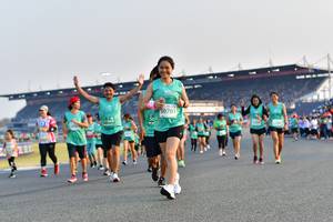 BIB: 50701, 1668
                            <button type="button" onclick="openModal(10544561)" class="btn btn-primary btn-sm float-right btn-popup" data-toggle="modal" data-target=".modal-high-quality">
                        <i class="fas fa-shopping-cart"></i> Add to Cart
                    </button>
                                            <button type="button" onclick="isThisMe(10544561, true)" class="btn btn-success btn-sm float-right btn-popup btn-isme hidden" data-toggle="tooltip" data-placement="bottom" title="นี่คือรูปของคุณใช่ไหม คลิกที่นี่เพื่อเอาเข้าอัลบั้ม">
                        <i class="fas fa-plus"></i> Add to album
                    </button>
                    <button type="button" onclick="isThisMe(10544561, false)" class="btn btn-warning btn-sm float-right btn-popup btn-isnotme hidden">
                        <i class="fas fa-ban"></i> Remove from album
                    </button>