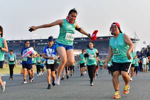 BIB: 52542, 2101, 51088
                            <button type="button" onclick="openModal(10551881)" class="btn btn-primary btn-sm float-right btn-popup" data-toggle="modal" data-target=".modal-high-quality">
                        <i class="fas fa-shopping-cart"></i> Add to Cart
                    </button>
                                            <button type="button" onclick="isThisMe(10551881, true)" class="btn btn-success btn-sm float-right btn-popup btn-isme hidden" data-toggle="tooltip" data-placement="bottom" title="นี่คือรูปของคุณใช่ไหม คลิกที่นี่เพื่อเอาเข้าอัลบั้ม">
                        <i class="fas fa-plus"></i> Add to album
                    </button>
                    <button type="button" onclick="isThisMe(10551881, false)" class="btn btn-warning btn-sm float-right btn-popup btn-isnotme hidden">
                        <i class="fas fa-ban"></i> Remove from album
                    </button>