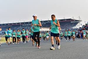 BIB: 51640, 50198, 
                            <button type="button" onclick="openModal(10547197)" class="btn btn-primary btn-sm float-right btn-popup" data-toggle="modal" data-target=".modal-high-quality">
                        <i class="fas fa-shopping-cart"></i> Add to Cart
                    </button>
                                            <button type="button" onclick="isThisMe(10547197, true)" class="btn btn-success btn-sm float-right btn-popup btn-isme hidden" data-toggle="tooltip" data-placement="bottom" title="นี่คือรูปของคุณใช่ไหม คลิกที่นี่เพื่อเอาเข้าอัลบั้ม">
                        <i class="fas fa-plus"></i> Add to album
                    </button>
                    <button type="button" onclick="isThisMe(10547197, false)" class="btn btn-warning btn-sm float-right btn-popup btn-isnotme hidden">
                        <i class="fas fa-ban"></i> Remove from album
                    </button>