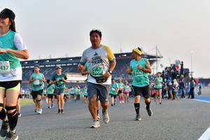 BIB: 437, 5008, 51782
                            <button type="button" onclick="openModal(10548742)" class="btn btn-primary btn-sm float-right btn-popup" data-toggle="modal" data-target=".modal-high-quality">
                        <i class="fas fa-shopping-cart"></i> Add to Cart
                    </button>
                                            <button type="button" onclick="isThisMe(10548742, true)" class="btn btn-success btn-sm float-right btn-popup btn-isme hidden" data-toggle="tooltip" data-placement="bottom" title="นี่คือรูปของคุณใช่ไหม คลิกที่นี่เพื่อเอาเข้าอัลบั้ม">
                        <i class="fas fa-plus"></i> Add to album
                    </button>
                    <button type="button" onclick="isThisMe(10548742, false)" class="btn btn-warning btn-sm float-right btn-popup btn-isnotme hidden">
                        <i class="fas fa-ban"></i> Remove from album
                    </button>