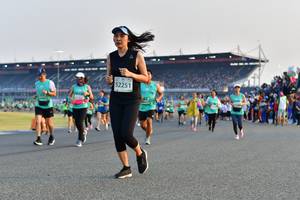 BIB: 52251
                            <button type="button" onclick="openModal(10552352)" class="btn btn-primary btn-sm float-right btn-popup" data-toggle="modal" data-target=".modal-high-quality">
                        <i class="fas fa-shopping-cart"></i> Add to Cart
                    </button>
                                            <button type="button" onclick="isThisMe(10552352, true)" class="btn btn-success btn-sm float-right btn-popup btn-isme hidden" data-toggle="tooltip" data-placement="bottom" title="นี่คือรูปของคุณใช่ไหม คลิกที่นี่เพื่อเอาเข้าอัลบั้ม">
                        <i class="fas fa-plus"></i> Add to album
                    </button>
                    <button type="button" onclick="isThisMe(10552352, false)" class="btn btn-warning btn-sm float-right btn-popup btn-isnotme hidden">
                        <i class="fas fa-ban"></i> Remove from album
                    </button>