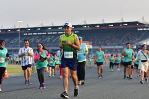 BIB: 50899, 354
                            <button type="button" onclick="openModal(10561190)" class="btn btn-primary btn-sm float-right btn-popup" data-toggle="modal" data-target=".modal-high-quality">
                        <i class="fas fa-shopping-cart"></i> Add to Cart
                    </button>
                                            <button type="button" onclick="isThisMe(10561190, true)" class="btn btn-success btn-sm float-right btn-popup btn-isme hidden" data-toggle="tooltip" data-placement="bottom" title="นี่คือรูปของคุณใช่ไหม คลิกที่นี่เพื่อเอาเข้าอัลบั้ม">
                        <i class="fas fa-plus"></i> Add to album
                    </button>
                    <button type="button" onclick="isThisMe(10561190, false)" class="btn btn-warning btn-sm float-right btn-popup btn-isnotme hidden">
                        <i class="fas fa-ban"></i> Remove from album
                    </button>