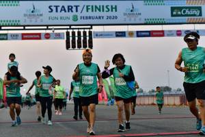 BIB: 2020, 1447, 51069, 51200, 1908
                            <button type="button" onclick="openModal(10565020)" class="btn btn-primary btn-sm float-right btn-popup" data-toggle="modal" data-target=".modal-high-quality">
                        <i class="fas fa-shopping-cart"></i> Add to Cart
                    </button>
                                            <button type="button" onclick="isThisMe(10565020, true)" class="btn btn-success btn-sm float-right btn-popup btn-isme hidden" data-toggle="tooltip" data-placement="bottom" title="นี่คือรูปของคุณใช่ไหม คลิกที่นี่เพื่อเอาเข้าอัลบั้ม">
                        <i class="fas fa-plus"></i> Add to album
                    </button>
                    <button type="button" onclick="isThisMe(10565020, false)" class="btn btn-warning btn-sm float-right btn-popup btn-isnotme hidden">
                        <i class="fas fa-ban"></i> Remove from album
                    </button>