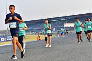 BIB: 50525, 52722, 1790, 52753, 52320
                            <button type="button" onclick="openModal(10538217)" class="btn btn-primary btn-sm float-right btn-popup" data-toggle="modal" data-target=".modal-high-quality">
                        <i class="fas fa-shopping-cart"></i> Add to Cart
                    </button>
                                            <button type="button" onclick="isThisMe(10538217, true)" class="btn btn-success btn-sm float-right btn-popup btn-isme hidden" data-toggle="tooltip" data-placement="bottom" title="นี่คือรูปของคุณใช่ไหม คลิกที่นี่เพื่อเอาเข้าอัลบั้ม">
                        <i class="fas fa-plus"></i> Add to album
                    </button>
                    <button type="button" onclick="isThisMe(10538217, false)" class="btn btn-warning btn-sm float-right btn-popup btn-isnotme hidden">
                        <i class="fas fa-ban"></i> Remove from album
                    </button>