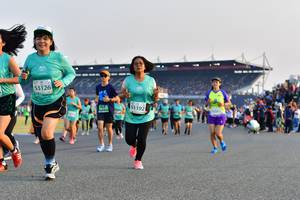 BIB: 53126, 51192, 0199
                            <button type="button" onclick="openModal(10552835)" class="btn btn-primary btn-sm float-right btn-popup" data-toggle="modal" data-target=".modal-high-quality">
                        <i class="fas fa-shopping-cart"></i> Add to Cart
                    </button>
                                            <button type="button" onclick="isThisMe(10552835, true)" class="btn btn-success btn-sm float-right btn-popup btn-isme hidden" data-toggle="tooltip" data-placement="bottom" title="นี่คือรูปของคุณใช่ไหม คลิกที่นี่เพื่อเอาเข้าอัลบั้ม">
                        <i class="fas fa-plus"></i> Add to album
                    </button>
                    <button type="button" onclick="isThisMe(10552835, false)" class="btn btn-warning btn-sm float-right btn-popup btn-isnotme hidden">
                        <i class="fas fa-ban"></i> Remove from album
                    </button>