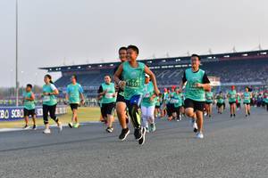 BIB: 51553
                            <button type="button" onclick="openModal(10559392)" class="btn btn-primary btn-sm float-right btn-popup" data-toggle="modal" data-target=".modal-high-quality">
                        <i class="fas fa-shopping-cart"></i> Add to Cart
                    </button>
                                            <button type="button" onclick="isThisMe(10559392, true)" class="btn btn-success btn-sm float-right btn-popup btn-isme hidden" data-toggle="tooltip" data-placement="bottom" title="นี่คือรูปของคุณใช่ไหม คลิกที่นี่เพื่อเอาเข้าอัลบั้ม">
                        <i class="fas fa-plus"></i> Add to album
                    </button>
                    <button type="button" onclick="isThisMe(10559392, false)" class="btn btn-warning btn-sm float-right btn-popup btn-isnotme hidden">
                        <i class="fas fa-ban"></i> Remove from album
                    </button>