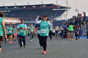 BIB: 52676, 0499, 83387
                            <button type="button" onclick="openModal(10561490)" class="btn btn-primary btn-sm float-right btn-popup" data-toggle="modal" data-target=".modal-high-quality">
                        <i class="fas fa-shopping-cart"></i> Add to Cart
                    </button>
                                            <button type="button" onclick="isThisMe(10561490, true)" class="btn btn-success btn-sm float-right btn-popup btn-isme hidden" data-toggle="tooltip" data-placement="bottom" title="นี่คือรูปของคุณใช่ไหม คลิกที่นี่เพื่อเอาเข้าอัลบั้ม">
                        <i class="fas fa-plus"></i> Add to album
                    </button>
                    <button type="button" onclick="isThisMe(10561490, false)" class="btn btn-warning btn-sm float-right btn-popup btn-isnotme hidden">
                        <i class="fas fa-ban"></i> Remove from album
                    </button>