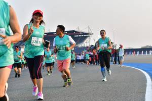 BIB: 52815, 51831
                            <button type="button" onclick="openModal(10545817)" class="btn btn-primary btn-sm float-right btn-popup" data-toggle="modal" data-target=".modal-high-quality">
                        <i class="fas fa-shopping-cart"></i> Add to Cart
                    </button>
                                            <button type="button" onclick="isThisMe(10545817, true)" class="btn btn-success btn-sm float-right btn-popup btn-isme hidden" data-toggle="tooltip" data-placement="bottom" title="นี่คือรูปของคุณใช่ไหม คลิกที่นี่เพื่อเอาเข้าอัลบั้ม">
                        <i class="fas fa-plus"></i> Add to album
                    </button>
                    <button type="button" onclick="isThisMe(10545817, false)" class="btn btn-warning btn-sm float-right btn-popup btn-isnotme hidden">
                        <i class="fas fa-ban"></i> Remove from album
                    </button>