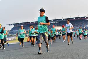 BIB: 
                            <button type="button" onclick="openModal(10549168)" class="btn btn-primary btn-sm float-right btn-popup" data-toggle="modal" data-target=".modal-high-quality">
                        <i class="fas fa-shopping-cart"></i> Add to Cart
                    </button>
                                            <button type="button" onclick="isThisMe(10549168, true)" class="btn btn-success btn-sm float-right btn-popup btn-isme hidden" data-toggle="tooltip" data-placement="bottom" title="นี่คือรูปของคุณใช่ไหม คลิกที่นี่เพื่อเอาเข้าอัลบั้ม">
                        <i class="fas fa-plus"></i> Add to album
                    </button>
                    <button type="button" onclick="isThisMe(10549168, false)" class="btn btn-warning btn-sm float-right btn-popup btn-isnotme hidden">
                        <i class="fas fa-ban"></i> Remove from album
                    </button>