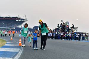 BIB: 53210
                            <button type="button" onclick="openModal(10564812)" class="btn btn-primary btn-sm float-right btn-popup" data-toggle="modal" data-target=".modal-high-quality">
                        <i class="fas fa-shopping-cart"></i> Add to Cart
                    </button>
                                            <button type="button" onclick="isThisMe(10564812, true)" class="btn btn-success btn-sm float-right btn-popup btn-isme hidden" data-toggle="tooltip" data-placement="bottom" title="นี่คือรูปของคุณใช่ไหม คลิกที่นี่เพื่อเอาเข้าอัลบั้ม">
                        <i class="fas fa-plus"></i> Add to album
                    </button>
                    <button type="button" onclick="isThisMe(10564812, false)" class="btn btn-warning btn-sm float-right btn-popup btn-isnotme hidden">
                        <i class="fas fa-ban"></i> Remove from album
                    </button>