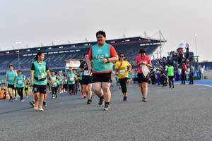 BIB: 52094
                            <button type="button" onclick="openModal(10560376)" class="btn btn-primary btn-sm float-right btn-popup" data-toggle="modal" data-target=".modal-high-quality">
                        <i class="fas fa-shopping-cart"></i> Add to Cart
                    </button>
                                            <button type="button" onclick="isThisMe(10560376, true)" class="btn btn-success btn-sm float-right btn-popup btn-isme hidden" data-toggle="tooltip" data-placement="bottom" title="นี่คือรูปของคุณใช่ไหม คลิกที่นี่เพื่อเอาเข้าอัลบั้ม">
                        <i class="fas fa-plus"></i> Add to album
                    </button>
                    <button type="button" onclick="isThisMe(10560376, false)" class="btn btn-warning btn-sm float-right btn-popup btn-isnotme hidden">
                        <i class="fas fa-ban"></i> Remove from album
                    </button>