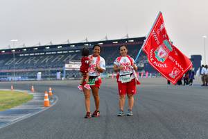 BIB: 1892, 1098, 0175, 
                            <button type="button" onclick="openModal(10564867)" class="btn btn-primary btn-sm float-right btn-popup" data-toggle="modal" data-target=".modal-high-quality">
                        <i class="fas fa-shopping-cart"></i> Add to Cart
                    </button>
                                            <button type="button" onclick="isThisMe(10564867, true)" class="btn btn-success btn-sm float-right btn-popup btn-isme hidden" data-toggle="tooltip" data-placement="bottom" title="นี่คือรูปของคุณใช่ไหม คลิกที่นี่เพื่อเอาเข้าอัลบั้ม">
                        <i class="fas fa-plus"></i> Add to album
                    </button>
                    <button type="button" onclick="isThisMe(10564867, false)" class="btn btn-warning btn-sm float-right btn-popup btn-isnotme hidden">
                        <i class="fas fa-ban"></i> Remove from album
                    </button>