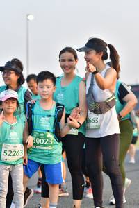 BIB: 0663, 50023, 52263
                            <button type="button" onclick="openModal(10562907)" class="btn btn-primary btn-sm float-right btn-popup" data-toggle="modal" data-target=".modal-high-quality">
                        <i class="fas fa-shopping-cart"></i> Add to Cart
                    </button>
                                            <button type="button" onclick="isThisMe(10562907, true)" class="btn btn-success btn-sm float-right btn-popup btn-isme hidden" data-toggle="tooltip" data-placement="bottom" title="นี่คือรูปของคุณใช่ไหม คลิกที่นี่เพื่อเอาเข้าอัลบั้ม">
                        <i class="fas fa-plus"></i> Add to album
                    </button>
                    <button type="button" onclick="isThisMe(10562907, false)" class="btn btn-warning btn-sm float-right btn-popup btn-isnotme hidden">
                        <i class="fas fa-ban"></i> Remove from album
                    </button>