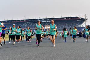 BIB: 71018, 71019
                            <button type="button" onclick="openModal(10561018)" class="btn btn-primary btn-sm float-right btn-popup" data-toggle="modal" data-target=".modal-high-quality">
                        <i class="fas fa-shopping-cart"></i> Add to Cart
                    </button>
                                            <button type="button" onclick="isThisMe(10561018, true)" class="btn btn-success btn-sm float-right btn-popup btn-isme hidden" data-toggle="tooltip" data-placement="bottom" title="นี่คือรูปของคุณใช่ไหม คลิกที่นี่เพื่อเอาเข้าอัลบั้ม">
                        <i class="fas fa-plus"></i> Add to album
                    </button>
                    <button type="button" onclick="isThisMe(10561018, false)" class="btn btn-warning btn-sm float-right btn-popup btn-isnotme hidden">
                        <i class="fas fa-ban"></i> Remove from album
                    </button>