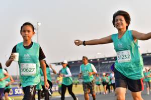 BIB: 51232, 50627, 
                            <button type="button" onclick="openModal(10550881)" class="btn btn-primary btn-sm float-right btn-popup" data-toggle="modal" data-target=".modal-high-quality">
                        <i class="fas fa-shopping-cart"></i> Add to Cart
                    </button>
                                            <button type="button" onclick="isThisMe(10550881, true)" class="btn btn-success btn-sm float-right btn-popup btn-isme hidden" data-toggle="tooltip" data-placement="bottom" title="นี่คือรูปของคุณใช่ไหม คลิกที่นี่เพื่อเอาเข้าอัลบั้ม">
                        <i class="fas fa-plus"></i> Add to album
                    </button>
                    <button type="button" onclick="isThisMe(10550881, false)" class="btn btn-warning btn-sm float-right btn-popup btn-isnotme hidden">
                        <i class="fas fa-ban"></i> Remove from album
                    </button>