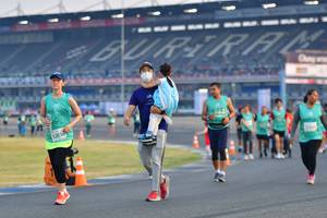 BIB: 52836
                            <button type="button" onclick="openModal(10564574)" class="btn btn-primary btn-sm float-right btn-popup" data-toggle="modal" data-target=".modal-high-quality">
                        <i class="fas fa-shopping-cart"></i> Add to Cart
                    </button>
                                            <button type="button" onclick="isThisMe(10564574, true)" class="btn btn-success btn-sm float-right btn-popup btn-isme hidden" data-toggle="tooltip" data-placement="bottom" title="นี่คือรูปของคุณใช่ไหม คลิกที่นี่เพื่อเอาเข้าอัลบั้ม">
                        <i class="fas fa-plus"></i> Add to album
                    </button>
                    <button type="button" onclick="isThisMe(10564574, false)" class="btn btn-warning btn-sm float-right btn-popup btn-isnotme hidden">
                        <i class="fas fa-ban"></i> Remove from album
                    </button>