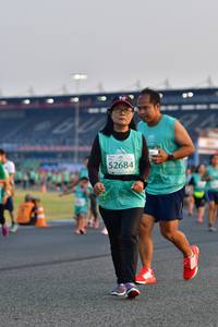 BIB: 52684
                            <button type="button" onclick="openModal(10562153)" class="btn btn-primary btn-sm float-right btn-popup" data-toggle="modal" data-target=".modal-high-quality">
                        <i class="fas fa-shopping-cart"></i> Add to Cart
                    </button>
                                            <button type="button" onclick="isThisMe(10562153, true)" class="btn btn-success btn-sm float-right btn-popup btn-isme hidden" data-toggle="tooltip" data-placement="bottom" title="นี่คือรูปของคุณใช่ไหม คลิกที่นี่เพื่อเอาเข้าอัลบั้ม">
                        <i class="fas fa-plus"></i> Add to album
                    </button>
                    <button type="button" onclick="isThisMe(10562153, false)" class="btn btn-warning btn-sm float-right btn-popup btn-isnotme hidden">
                        <i class="fas fa-ban"></i> Remove from album
                    </button>