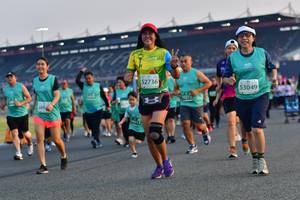 BIB: 52736, 53049, 10215, 509
                            <button type="button" onclick="openModal(10562783)" class="btn btn-primary btn-sm float-right btn-popup" data-toggle="modal" data-target=".modal-high-quality">
                        <i class="fas fa-shopping-cart"></i> Add to Cart
                    </button>
                                            <button type="button" onclick="isThisMe(10562783, true)" class="btn btn-success btn-sm float-right btn-popup btn-isme hidden" data-toggle="tooltip" data-placement="bottom" title="นี่คือรูปของคุณใช่ไหม คลิกที่นี่เพื่อเอาเข้าอัลบั้ม">
                        <i class="fas fa-plus"></i> Add to album
                    </button>
                    <button type="button" onclick="isThisMe(10562783, false)" class="btn btn-warning btn-sm float-right btn-popup btn-isnotme hidden">
                        <i class="fas fa-ban"></i> Remove from album
                    </button>