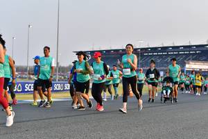 BIB: 152445
                            <button type="button" onclick="openModal(10559868)" class="btn btn-primary btn-sm float-right btn-popup" data-toggle="modal" data-target=".modal-high-quality">
                        <i class="fas fa-shopping-cart"></i> Add to Cart
                    </button>
                                            <button type="button" onclick="isThisMe(10559868, true)" class="btn btn-success btn-sm float-right btn-popup btn-isme hidden" data-toggle="tooltip" data-placement="bottom" title="นี่คือรูปของคุณใช่ไหม คลิกที่นี่เพื่อเอาเข้าอัลบั้ม">
                        <i class="fas fa-plus"></i> Add to album
                    </button>
                    <button type="button" onclick="isThisMe(10559868, false)" class="btn btn-warning btn-sm float-right btn-popup btn-isnotme hidden">
                        <i class="fas fa-ban"></i> Remove from album
                    </button>