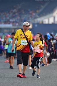 BIB: 50664
                            <button type="button" onclick="openModal(10564481)" class="btn btn-primary btn-sm float-right btn-popup" data-toggle="modal" data-target=".modal-high-quality">
                        <i class="fas fa-shopping-cart"></i> Add to Cart
                    </button>
                                            <button type="button" onclick="isThisMe(10564481, true)" class="btn btn-success btn-sm float-right btn-popup btn-isme hidden" data-toggle="tooltip" data-placement="bottom" title="นี่คือรูปของคุณใช่ไหม คลิกที่นี่เพื่อเอาเข้าอัลบั้ม">
                        <i class="fas fa-plus"></i> Add to album
                    </button>
                    <button type="button" onclick="isThisMe(10564481, false)" class="btn btn-warning btn-sm float-right btn-popup btn-isnotme hidden">
                        <i class="fas fa-ban"></i> Remove from album
                    </button>