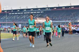 BIB: 510, 52646
                            <button type="button" onclick="openModal(10564318)" class="btn btn-primary btn-sm float-right btn-popup" data-toggle="modal" data-target=".modal-high-quality">
                        <i class="fas fa-shopping-cart"></i> Add to Cart
                    </button>
                                            <button type="button" onclick="isThisMe(10564318, true)" class="btn btn-success btn-sm float-right btn-popup btn-isme hidden" data-toggle="tooltip" data-placement="bottom" title="นี่คือรูปของคุณใช่ไหม คลิกที่นี่เพื่อเอาเข้าอัลบั้ม">
                        <i class="fas fa-plus"></i> Add to album
                    </button>
                    <button type="button" onclick="isThisMe(10564318, false)" class="btn btn-warning btn-sm float-right btn-popup btn-isnotme hidden">
                        <i class="fas fa-ban"></i> Remove from album
                    </button>