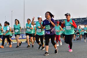 BIB: 50152, 51110, 53115, 1260
                            <button type="button" onclick="openModal(10559798)" class="btn btn-primary btn-sm float-right btn-popup" data-toggle="modal" data-target=".modal-high-quality">
                        <i class="fas fa-shopping-cart"></i> Add to Cart
                    </button>
                                            <button type="button" onclick="isThisMe(10559798, true)" class="btn btn-success btn-sm float-right btn-popup btn-isme hidden" data-toggle="tooltip" data-placement="bottom" title="นี่คือรูปของคุณใช่ไหม คลิกที่นี่เพื่อเอาเข้าอัลบั้ม">
                        <i class="fas fa-plus"></i> Add to album
                    </button>
                    <button type="button" onclick="isThisMe(10559798, false)" class="btn btn-warning btn-sm float-right btn-popup btn-isnotme hidden">
                        <i class="fas fa-ban"></i> Remove from album
                    </button>