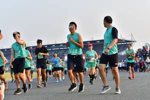 BIB: 0227, 51626, 0712
                            <button type="button" onclick="openModal(10546234)" class="btn btn-primary btn-sm float-right btn-popup" data-toggle="modal" data-target=".modal-high-quality">
                        <i class="fas fa-shopping-cart"></i> Add to Cart
                    </button>
                                            <button type="button" onclick="isThisMe(10546234, true)" class="btn btn-success btn-sm float-right btn-popup btn-isme hidden" data-toggle="tooltip" data-placement="bottom" title="นี่คือรูปของคุณใช่ไหม คลิกที่นี่เพื่อเอาเข้าอัลบั้ม">
                        <i class="fas fa-plus"></i> Add to album
                    </button>
                    <button type="button" onclick="isThisMe(10546234, false)" class="btn btn-warning btn-sm float-right btn-popup btn-isnotme hidden">
                        <i class="fas fa-ban"></i> Remove from album
                    </button>