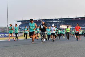 BIB: 
                            <button type="button" onclick="openModal(10560025)" class="btn btn-primary btn-sm float-right btn-popup" data-toggle="modal" data-target=".modal-high-quality">
                        <i class="fas fa-shopping-cart"></i> Add to Cart
                    </button>
                                            <button type="button" onclick="isThisMe(10560025, true)" class="btn btn-success btn-sm float-right btn-popup btn-isme hidden" data-toggle="tooltip" data-placement="bottom" title="นี่คือรูปของคุณใช่ไหม คลิกที่นี่เพื่อเอาเข้าอัลบั้ม">
                        <i class="fas fa-plus"></i> Add to album
                    </button>
                    <button type="button" onclick="isThisMe(10560025, false)" class="btn btn-warning btn-sm float-right btn-popup btn-isnotme hidden">
                        <i class="fas fa-ban"></i> Remove from album
                    </button>