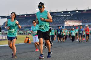 BIB: 50447, 53408
                            <button type="button" onclick="openModal(10561559)" class="btn btn-primary btn-sm float-right btn-popup" data-toggle="modal" data-target=".modal-high-quality">
                        <i class="fas fa-shopping-cart"></i> Add to Cart
                    </button>
                                            <button type="button" onclick="isThisMe(10561559, true)" class="btn btn-success btn-sm float-right btn-popup btn-isme hidden" data-toggle="tooltip" data-placement="bottom" title="นี่คือรูปของคุณใช่ไหม คลิกที่นี่เพื่อเอาเข้าอัลบั้ม">
                        <i class="fas fa-plus"></i> Add to album
                    </button>
                    <button type="button" onclick="isThisMe(10561559, false)" class="btn btn-warning btn-sm float-right btn-popup btn-isnotme hidden">
                        <i class="fas fa-ban"></i> Remove from album
                    </button>