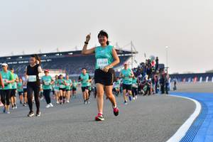 BIB: 53058
                            <button type="button" onclick="openModal(10547964)" class="btn btn-primary btn-sm float-right btn-popup" data-toggle="modal" data-target=".modal-high-quality">
                        <i class="fas fa-shopping-cart"></i> Add to Cart
                    </button>
                                            <button type="button" onclick="isThisMe(10547964, true)" class="btn btn-success btn-sm float-right btn-popup btn-isme hidden" data-toggle="tooltip" data-placement="bottom" title="นี่คือรูปของคุณใช่ไหม คลิกที่นี่เพื่อเอาเข้าอัลบั้ม">
                        <i class="fas fa-plus"></i> Add to album
                    </button>
                    <button type="button" onclick="isThisMe(10547964, false)" class="btn btn-warning btn-sm float-right btn-popup btn-isnotme hidden">
                        <i class="fas fa-ban"></i> Remove from album
                    </button>