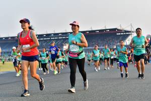 BIB: 50196, 52925
                            <button type="button" onclick="openModal(10550224)" class="btn btn-primary btn-sm float-right btn-popup" data-toggle="modal" data-target=".modal-high-quality">
                        <i class="fas fa-shopping-cart"></i> Add to Cart
                    </button>
                                            <button type="button" onclick="isThisMe(10550224, true)" class="btn btn-success btn-sm float-right btn-popup btn-isme hidden" data-toggle="tooltip" data-placement="bottom" title="นี่คือรูปของคุณใช่ไหม คลิกที่นี่เพื่อเอาเข้าอัลบั้ม">
                        <i class="fas fa-plus"></i> Add to album
                    </button>
                    <button type="button" onclick="isThisMe(10550224, false)" class="btn btn-warning btn-sm float-right btn-popup btn-isnotme hidden">
                        <i class="fas fa-ban"></i> Remove from album
                    </button>