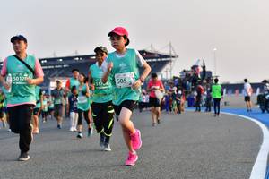 BIB: 5017, 505, 517
                            <button type="button" onclick="openModal(10560294)" class="btn btn-primary btn-sm float-right btn-popup" data-toggle="modal" data-target=".modal-high-quality">
                        <i class="fas fa-shopping-cart"></i> Add to Cart
                    </button>
                                            <button type="button" onclick="isThisMe(10560294, true)" class="btn btn-success btn-sm float-right btn-popup btn-isme hidden" data-toggle="tooltip" data-placement="bottom" title="นี่คือรูปของคุณใช่ไหม คลิกที่นี่เพื่อเอาเข้าอัลบั้ม">
                        <i class="fas fa-plus"></i> Add to album
                    </button>
                    <button type="button" onclick="isThisMe(10560294, false)" class="btn btn-warning btn-sm float-right btn-popup btn-isnotme hidden">
                        <i class="fas fa-ban"></i> Remove from album
                    </button>