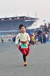 BIB: 51739
                            <button type="button" onclick="openModal(10563751)" class="btn btn-primary btn-sm float-right btn-popup" data-toggle="modal" data-target=".modal-high-quality">
                        <i class="fas fa-shopping-cart"></i> Add to Cart
                    </button>
                                            <button type="button" onclick="isThisMe(10563751, true)" class="btn btn-success btn-sm float-right btn-popup btn-isme hidden" data-toggle="tooltip" data-placement="bottom" title="นี่คือรูปของคุณใช่ไหม คลิกที่นี่เพื่อเอาเข้าอัลบั้ม">
                        <i class="fas fa-plus"></i> Add to album
                    </button>
                    <button type="button" onclick="isThisMe(10563751, false)" class="btn btn-warning btn-sm float-right btn-popup btn-isnotme hidden">
                        <i class="fas fa-ban"></i> Remove from album
                    </button>