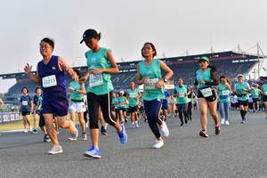 BIB: 2213, 2293, 80228, 2625
                            <button type="button" onclick="openModal(10547434)" class="btn btn-primary btn-sm float-right btn-popup" data-toggle="modal" data-target=".modal-high-quality">
                        <i class="fas fa-shopping-cart"></i> Add to Cart
                    </button>
                                            <button type="button" onclick="isThisMe(10547434, true)" class="btn btn-success btn-sm float-right btn-popup btn-isme hidden" data-toggle="tooltip" data-placement="bottom" title="นี่คือรูปของคุณใช่ไหม คลิกที่นี่เพื่อเอาเข้าอัลบั้ม">
                        <i class="fas fa-plus"></i> Add to album
                    </button>
                    <button type="button" onclick="isThisMe(10547434, false)" class="btn btn-warning btn-sm float-right btn-popup btn-isnotme hidden">
                        <i class="fas fa-ban"></i> Remove from album
                    </button>