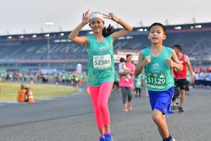 BIB: 52386, 51529
                            <button type="button" onclick="openModal(10564291)" class="btn btn-primary btn-sm float-right btn-popup" data-toggle="modal" data-target=".modal-high-quality">
                        <i class="fas fa-shopping-cart"></i> Add to Cart
                    </button>
                                            <button type="button" onclick="isThisMe(10564291, true)" class="btn btn-success btn-sm float-right btn-popup btn-isme hidden" data-toggle="tooltip" data-placement="bottom" title="นี่คือรูปของคุณใช่ไหม คลิกที่นี่เพื่อเอาเข้าอัลบั้ม">
                        <i class="fas fa-plus"></i> Add to album
                    </button>
                    <button type="button" onclick="isThisMe(10564291, false)" class="btn btn-warning btn-sm float-right btn-popup btn-isnotme hidden">
                        <i class="fas fa-ban"></i> Remove from album
                    </button>