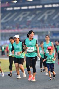 BIB: 52695, 51510
                            <button type="button" onclick="openModal(10563612)" class="btn btn-primary btn-sm float-right btn-popup" data-toggle="modal" data-target=".modal-high-quality">
                        <i class="fas fa-shopping-cart"></i> Add to Cart
                    </button>
                                            <button type="button" onclick="isThisMe(10563612, true)" class="btn btn-success btn-sm float-right btn-popup btn-isme hidden" data-toggle="tooltip" data-placement="bottom" title="นี่คือรูปของคุณใช่ไหม คลิกที่นี่เพื่อเอาเข้าอัลบั้ม">
                        <i class="fas fa-plus"></i> Add to album
                    </button>
                    <button type="button" onclick="isThisMe(10563612, false)" class="btn btn-warning btn-sm float-right btn-popup btn-isnotme hidden">
                        <i class="fas fa-ban"></i> Remove from album
                    </button>