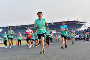 BIB: 50201
                            <button type="button" onclick="openModal(10546749)" class="btn btn-primary btn-sm float-right btn-popup" data-toggle="modal" data-target=".modal-high-quality">
                        <i class="fas fa-shopping-cart"></i> Add to Cart
                    </button>
                                            <button type="button" onclick="isThisMe(10546749, true)" class="btn btn-success btn-sm float-right btn-popup btn-isme hidden" data-toggle="tooltip" data-placement="bottom" title="นี่คือรูปของคุณใช่ไหม คลิกที่นี่เพื่อเอาเข้าอัลบั้ม">
                        <i class="fas fa-plus"></i> Add to album
                    </button>
                    <button type="button" onclick="isThisMe(10546749, false)" class="btn btn-warning btn-sm float-right btn-popup btn-isnotme hidden">
                        <i class="fas fa-ban"></i> Remove from album
                    </button>