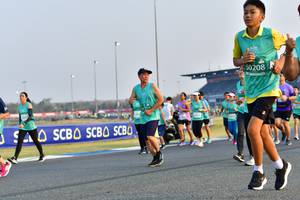 BIB: 0208
                            <button type="button" onclick="openModal(10550654)" class="btn btn-primary btn-sm float-right btn-popup" data-toggle="modal" data-target=".modal-high-quality">
                        <i class="fas fa-shopping-cart"></i> Add to Cart
                    </button>
                                            <button type="button" onclick="isThisMe(10550654, true)" class="btn btn-success btn-sm float-right btn-popup btn-isme hidden" data-toggle="tooltip" data-placement="bottom" title="นี่คือรูปของคุณใช่ไหม คลิกที่นี่เพื่อเอาเข้าอัลบั้ม">
                        <i class="fas fa-plus"></i> Add to album
                    </button>
                    <button type="button" onclick="isThisMe(10550654, false)" class="btn btn-warning btn-sm float-right btn-popup btn-isnotme hidden">
                        <i class="fas fa-ban"></i> Remove from album
                    </button>