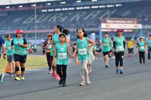 BIB: 51900, 50507, 50512
                            <button type="button" onclick="openModal(10564330)" class="btn btn-primary btn-sm float-right btn-popup" data-toggle="modal" data-target=".modal-high-quality">
                        <i class="fas fa-shopping-cart"></i> Add to Cart
                    </button>
                                            <button type="button" onclick="isThisMe(10564330, true)" class="btn btn-success btn-sm float-right btn-popup btn-isme hidden" data-toggle="tooltip" data-placement="bottom" title="นี่คือรูปของคุณใช่ไหม คลิกที่นี่เพื่อเอาเข้าอัลบั้ม">
                        <i class="fas fa-plus"></i> Add to album
                    </button>
                    <button type="button" onclick="isThisMe(10564330, false)" class="btn btn-warning btn-sm float-right btn-popup btn-isnotme hidden">
                        <i class="fas fa-ban"></i> Remove from album
                    </button>