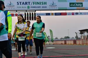 BIB: 2020, 53013, 5023, 50688
                            <button type="button" onclick="openModal(10565075)" class="btn btn-primary btn-sm float-right btn-popup" data-toggle="modal" data-target=".modal-high-quality">
                        <i class="fas fa-shopping-cart"></i> Add to Cart
                    </button>
                                            <button type="button" onclick="isThisMe(10565075, true)" class="btn btn-success btn-sm float-right btn-popup btn-isme hidden" data-toggle="tooltip" data-placement="bottom" title="นี่คือรูปของคุณใช่ไหม คลิกที่นี่เพื่อเอาเข้าอัลบั้ม">
                        <i class="fas fa-plus"></i> Add to album
                    </button>
                    <button type="button" onclick="isThisMe(10565075, false)" class="btn btn-warning btn-sm float-right btn-popup btn-isnotme hidden">
                        <i class="fas fa-ban"></i> Remove from album
                    </button>