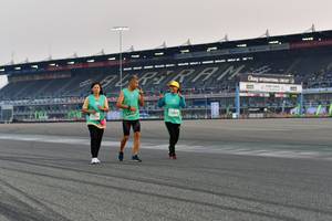 BIB: 512
                            <button type="button" onclick="openModal(10564892)" class="btn btn-primary btn-sm float-right btn-popup" data-toggle="modal" data-target=".modal-high-quality">
                        <i class="fas fa-shopping-cart"></i> Add to Cart
                    </button>
                                            <button type="button" onclick="isThisMe(10564892, true)" class="btn btn-success btn-sm float-right btn-popup btn-isme hidden" data-toggle="tooltip" data-placement="bottom" title="นี่คือรูปของคุณใช่ไหม คลิกที่นี่เพื่อเอาเข้าอัลบั้ม">
                        <i class="fas fa-plus"></i> Add to album
                    </button>
                    <button type="button" onclick="isThisMe(10564892, false)" class="btn btn-warning btn-sm float-right btn-popup btn-isnotme hidden">
                        <i class="fas fa-ban"></i> Remove from album
                    </button>