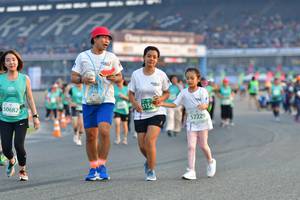 BIB: 50682, 5156, 52229
                            <button type="button" onclick="openModal(10563409)" class="btn btn-primary btn-sm float-right btn-popup" data-toggle="modal" data-target=".modal-high-quality">
                        <i class="fas fa-shopping-cart"></i> Add to Cart
                    </button>
                                            <button type="button" onclick="isThisMe(10563409, true)" class="btn btn-success btn-sm float-right btn-popup btn-isme hidden" data-toggle="tooltip" data-placement="bottom" title="นี่คือรูปของคุณใช่ไหม คลิกที่นี่เพื่อเอาเข้าอัลบั้ม">
                        <i class="fas fa-plus"></i> Add to album
                    </button>
                    <button type="button" onclick="isThisMe(10563409, false)" class="btn btn-warning btn-sm float-right btn-popup btn-isnotme hidden">
                        <i class="fas fa-ban"></i> Remove from album
                    </button>