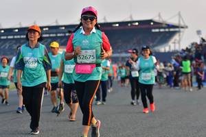 BIB: 52675, 3057, 5287
                            <button type="button" onclick="openModal(10561488)" class="btn btn-primary btn-sm float-right btn-popup" data-toggle="modal" data-target=".modal-high-quality">
                        <i class="fas fa-shopping-cart"></i> Add to Cart
                    </button>
                                            <button type="button" onclick="isThisMe(10561488, true)" class="btn btn-success btn-sm float-right btn-popup btn-isme hidden" data-toggle="tooltip" data-placement="bottom" title="นี่คือรูปของคุณใช่ไหม คลิกที่นี่เพื่อเอาเข้าอัลบั้ม">
                        <i class="fas fa-plus"></i> Add to album
                    </button>
                    <button type="button" onclick="isThisMe(10561488, false)" class="btn btn-warning btn-sm float-right btn-popup btn-isnotme hidden">
                        <i class="fas fa-ban"></i> Remove from album
                    </button>