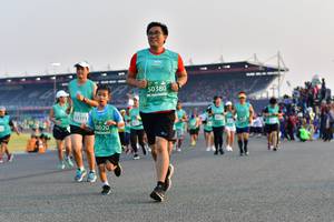 BIB: 50380, 1171, 0020
                            <button type="button" onclick="openModal(10554312)" class="btn btn-primary btn-sm float-right btn-popup" data-toggle="modal" data-target=".modal-high-quality">
                        <i class="fas fa-shopping-cart"></i> Add to Cart
                    </button>
                                            <button type="button" onclick="isThisMe(10554312, true)" class="btn btn-success btn-sm float-right btn-popup btn-isme hidden" data-toggle="tooltip" data-placement="bottom" title="นี่คือรูปของคุณใช่ไหม คลิกที่นี่เพื่อเอาเข้าอัลบั้ม">
                        <i class="fas fa-plus"></i> Add to album
                    </button>
                    <button type="button" onclick="isThisMe(10554312, false)" class="btn btn-warning btn-sm float-right btn-popup btn-isnotme hidden">
                        <i class="fas fa-ban"></i> Remove from album
                    </button>