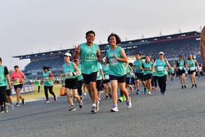 BIB: 51806, 3125
                            <button type="button" onclick="openModal(10553802)" class="btn btn-primary btn-sm float-right btn-popup" data-toggle="modal" data-target=".modal-high-quality">
                        <i class="fas fa-shopping-cart"></i> Add to Cart
                    </button>
                                            <button type="button" onclick="isThisMe(10553802, true)" class="btn btn-success btn-sm float-right btn-popup btn-isme hidden" data-toggle="tooltip" data-placement="bottom" title="นี่คือรูปของคุณใช่ไหม คลิกที่นี่เพื่อเอาเข้าอัลบั้ม">
                        <i class="fas fa-plus"></i> Add to album
                    </button>
                    <button type="button" onclick="isThisMe(10553802, false)" class="btn btn-warning btn-sm float-right btn-popup btn-isnotme hidden">
                        <i class="fas fa-ban"></i> Remove from album
                    </button>