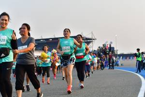 BIB: 028, 52838
                            <button type="button" onclick="openModal(10558440)" class="btn btn-primary btn-sm float-right btn-popup" data-toggle="modal" data-target=".modal-high-quality">
                        <i class="fas fa-shopping-cart"></i> Add to Cart
                    </button>
                                            <button type="button" onclick="isThisMe(10558440, true)" class="btn btn-success btn-sm float-right btn-popup btn-isme hidden" data-toggle="tooltip" data-placement="bottom" title="นี่คือรูปของคุณใช่ไหม คลิกที่นี่เพื่อเอาเข้าอัลบั้ม">
                        <i class="fas fa-plus"></i> Add to album
                    </button>
                    <button type="button" onclick="isThisMe(10558440, false)" class="btn btn-warning btn-sm float-right btn-popup btn-isnotme hidden">
                        <i class="fas fa-ban"></i> Remove from album
                    </button>