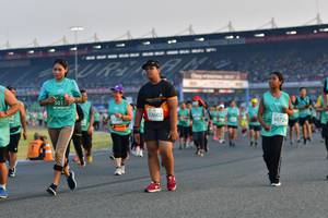 BIB: 5013, 52602, 50724, 190
                            <button type="button" onclick="openModal(10561446)" class="btn btn-primary btn-sm float-right btn-popup" data-toggle="modal" data-target=".modal-high-quality">
                        <i class="fas fa-shopping-cart"></i> Add to Cart
                    </button>
                                            <button type="button" onclick="isThisMe(10561446, true)" class="btn btn-success btn-sm float-right btn-popup btn-isme hidden" data-toggle="tooltip" data-placement="bottom" title="นี่คือรูปของคุณใช่ไหม คลิกที่นี่เพื่อเอาเข้าอัลบั้ม">
                        <i class="fas fa-plus"></i> Add to album
                    </button>
                    <button type="button" onclick="isThisMe(10561446, false)" class="btn btn-warning btn-sm float-right btn-popup btn-isnotme hidden">
                        <i class="fas fa-ban"></i> Remove from album
                    </button>