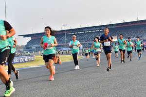 BIB: 50525
                            <button type="button" onclick="openModal(10537921)" class="btn btn-primary btn-sm float-right btn-popup" data-toggle="modal" data-target=".modal-high-quality">
                        <i class="fas fa-shopping-cart"></i> Add to Cart
                    </button>
                                            <button type="button" onclick="isThisMe(10537921, true)" class="btn btn-success btn-sm float-right btn-popup btn-isme hidden" data-toggle="tooltip" data-placement="bottom" title="นี่คือรูปของคุณใช่ไหม คลิกที่นี่เพื่อเอาเข้าอัลบั้ม">
                        <i class="fas fa-plus"></i> Add to album
                    </button>
                    <button type="button" onclick="isThisMe(10537921, false)" class="btn btn-warning btn-sm float-right btn-popup btn-isnotme hidden">
                        <i class="fas fa-ban"></i> Remove from album
                    </button>